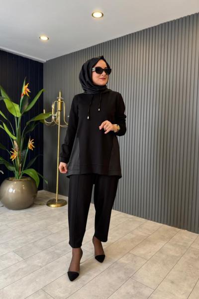 Saten Detaylı Carmen Takım Siyah