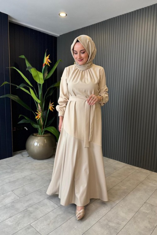 Kiana Deri Detaylı Krep Elbise Bej