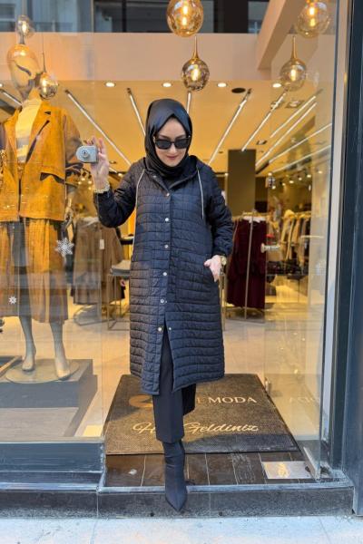 Kolları Lastikli Kapüşonlu Kap Siyah