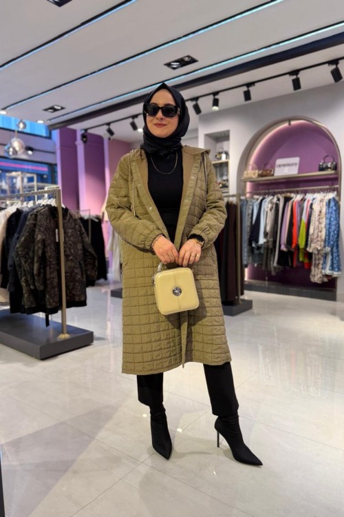 Kolları Lastikli Kapüşonlu Kap Camel