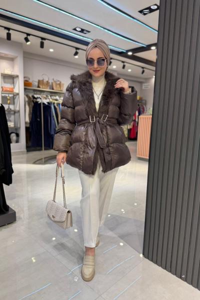 Peluş Detaylı Bel Bağlama Detaylı Şişme Mont Haki