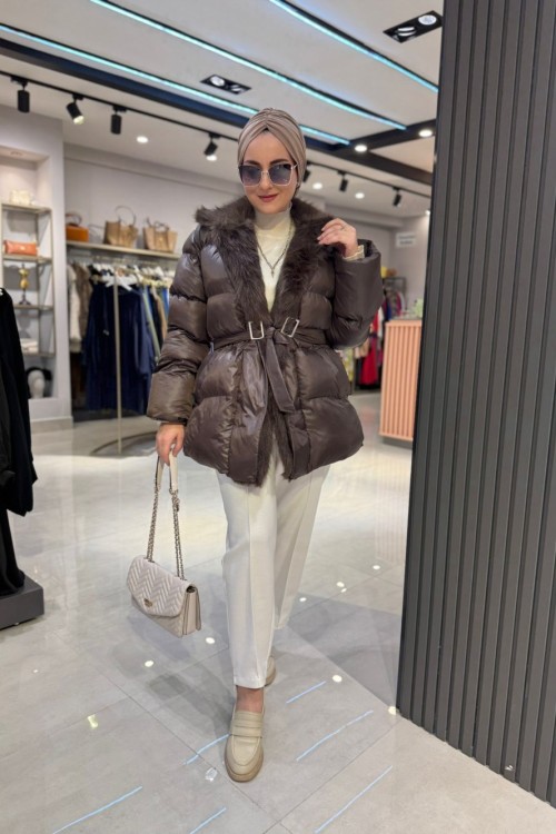Peluş Detaylı Bel Bağlama Detaylı Şişme Mont Haki
