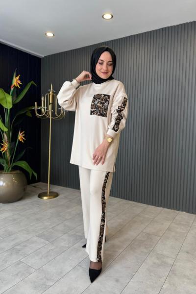 Leopar Detaylı Pantolonlu Takım Krem