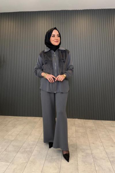 Gül Ve Peluş Detaylı Pantolonlu Takım Antrasit