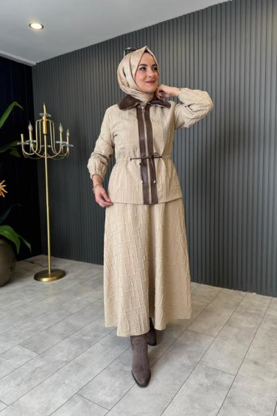 Belden Büzgülü Kürk Detaylı Etekli Takım Bej