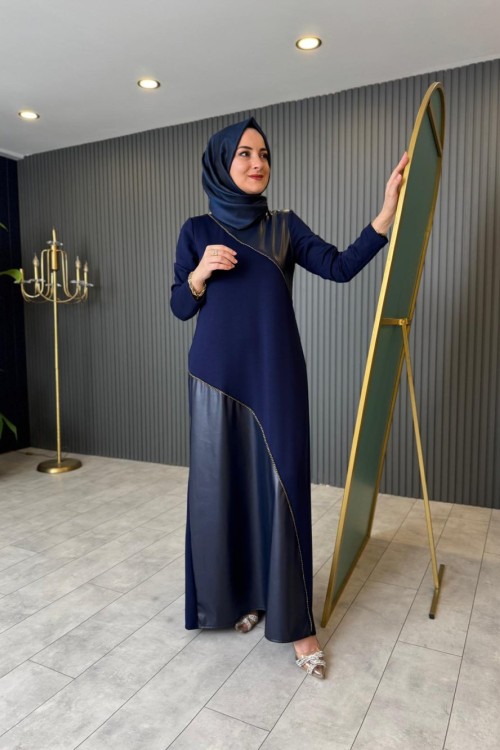 Deri Zincir Detaylı Elbise Lacivert