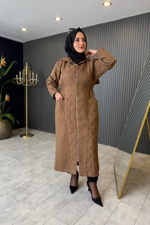 Kapüşonü Fermuar Detaylı Baklava Kapitone Kap Camel