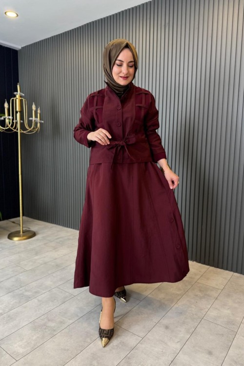 Ceketi Kafes Detaylı Eteğinin Yanları Düğmeli Takım Bordo