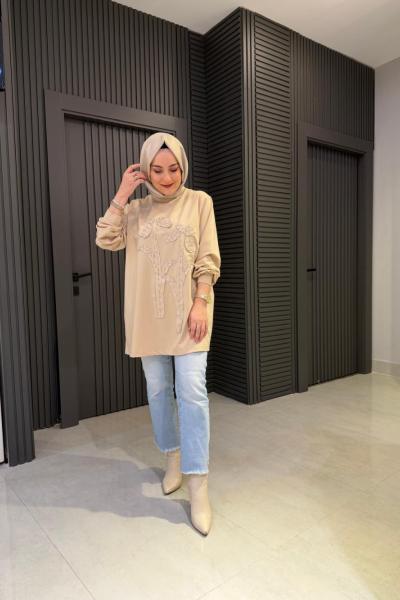 Deri ve Boncuk İşlemeli Sweat Shirt Bej