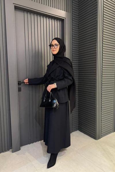 Bağlama Detaylı Asel Etekli Takım Siyah