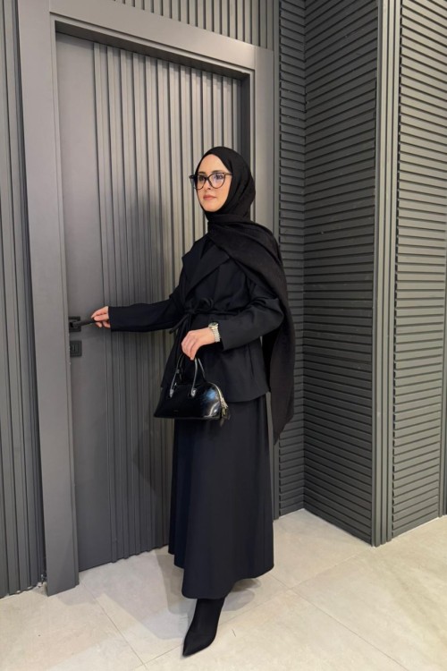 Bağlama Detaylı Asel Etekli Takım Siyah