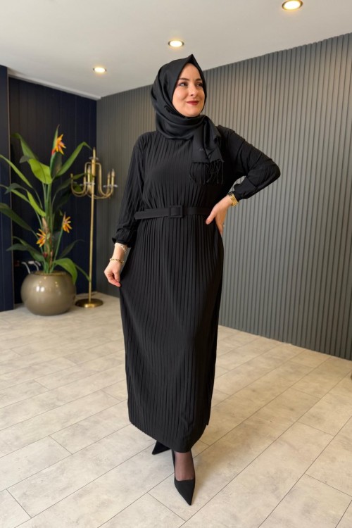 Kemerli Piliseli Rahat Elbise Siyah