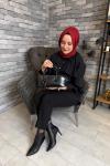 Charm Detaylı Baget Çanta Siyah