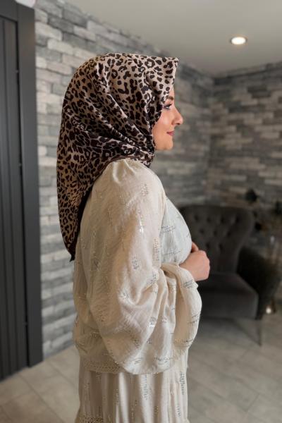 Koyu Kahve Leopar Desen Twill İpek Eşarp Kahve