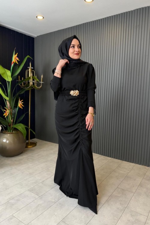 Büzgü Detaylı Adriana Elbise Siyah