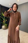 Yaka Taş Detaylı Elbise Kahverengi
