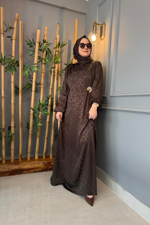 Broş Detaylı Jakar Elbise Kahve