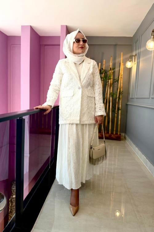 Pul Payet İşlemeli Pamuklu Ceket Ekru