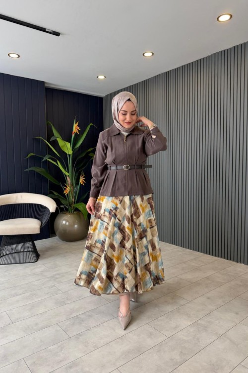 Kemer Detaylı Eteği Desenli Violet Takım Kahverengi