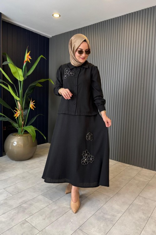Çiçek Detaylı Keten Etekli Takım Siyah