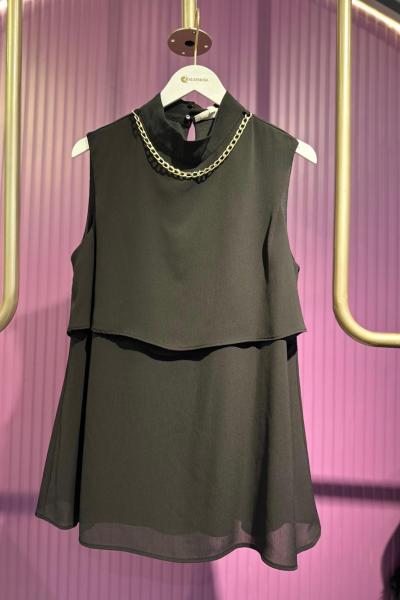 Zincir  Detaylı Bluz Siyah