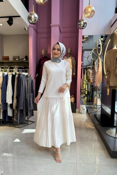 Tığ Triko Etekli Rayon Takım Ekru