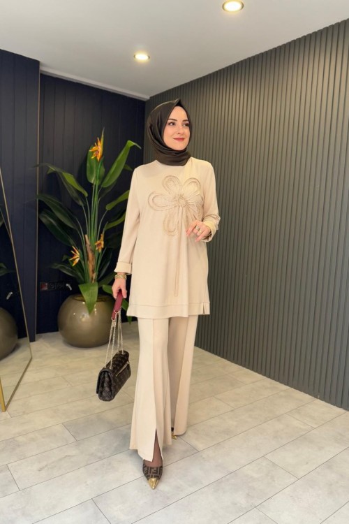 Oysho Papatya Takım Bej