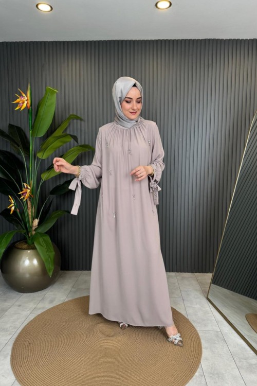 Manşeti Bağcık Detaylı Elbise Vizon