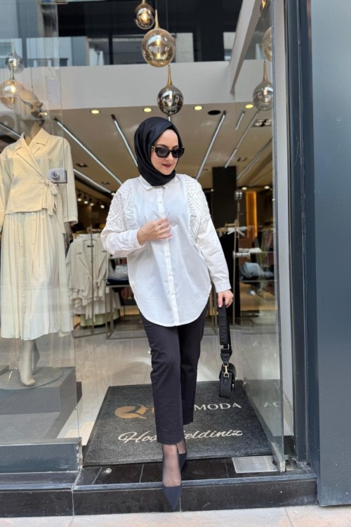 Aplike Detaylı Touch Gömlek Ekru