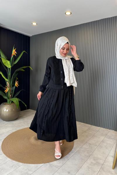 Önü Güpür Eteği Şeritli Takım Siyah