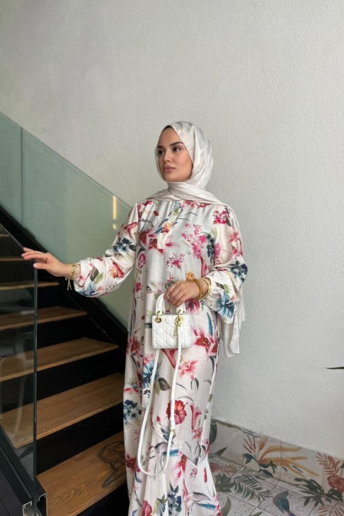 Çiçek Desenli Önden Düğmeli Elbise Beyaz