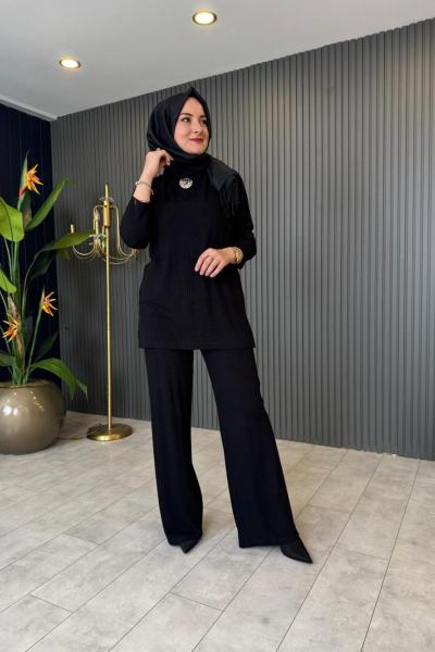 Balıkçı Yaka Kristal Detaylı Triko Takım Siyah