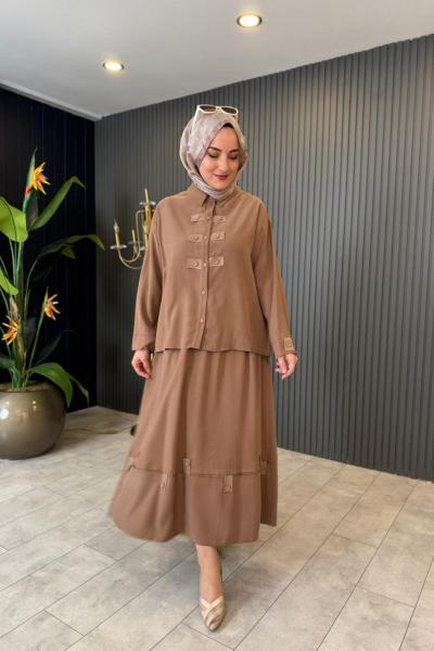 Deri Detaylı Eteği Deri Bantlı Takım Camel