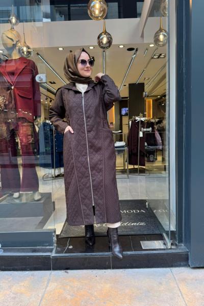 Kapüşonü Fermuar Detaylı Baklava Kapitone Kap Kahverengi