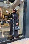 Leopar Detaylı Kuşaklı Kap Siyah