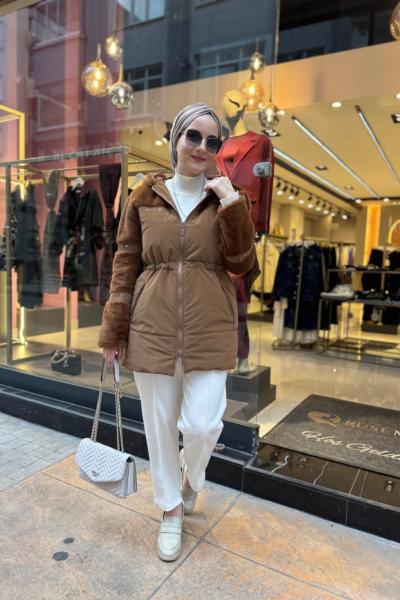 Peluş Detaylı Kapuşonlu Mont Kahve