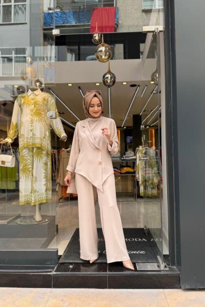 Üçlü Pantolonlu Takım  Krem