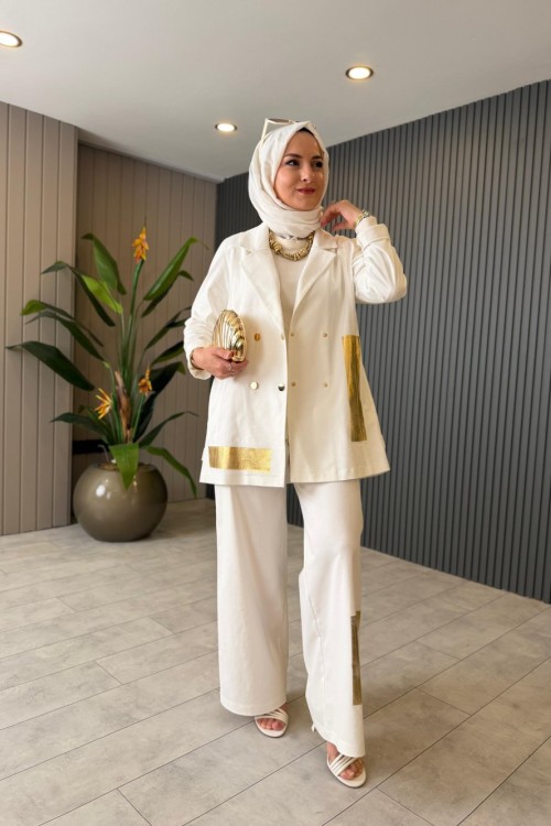 Gold Detaylı İkili Takım Ekru