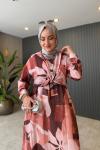 Kolye Detaylı Elbise Pembe